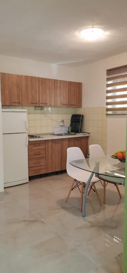 Apartments Mate 巴什卡沃达 外观 照片